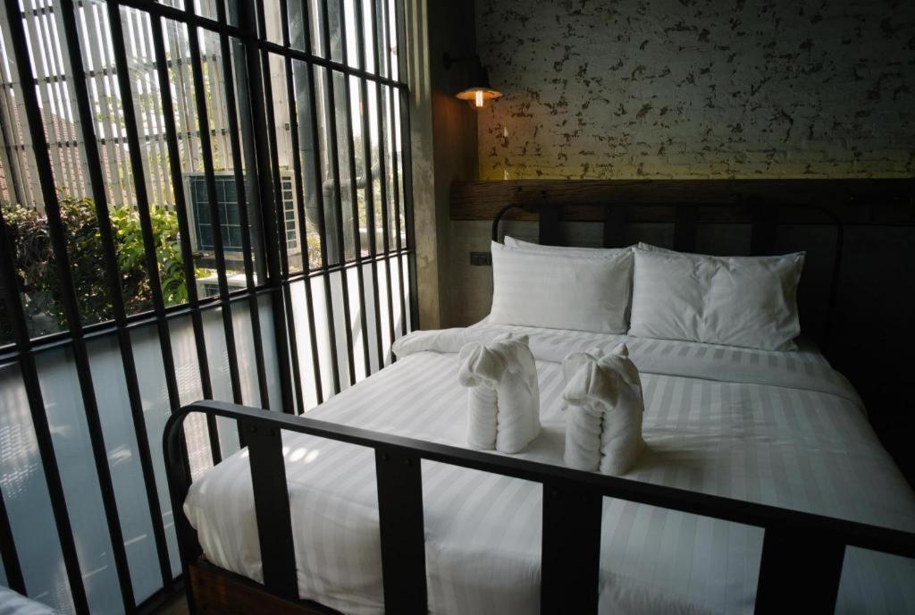 Hostel Sook Station *