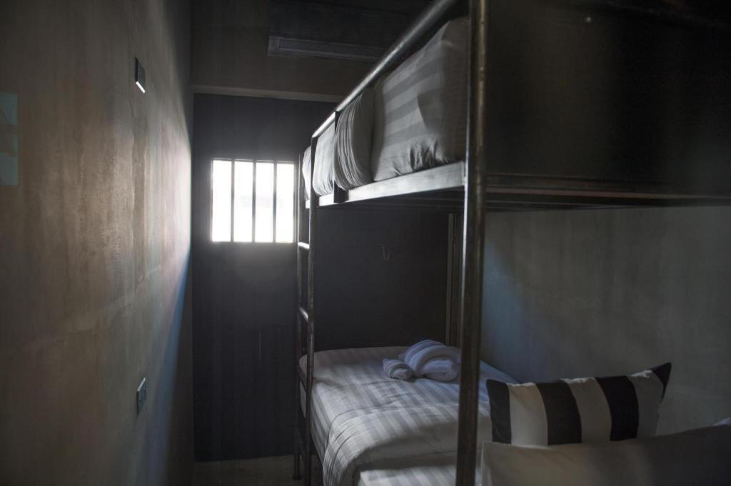 Hostel Sook Station Bangkok