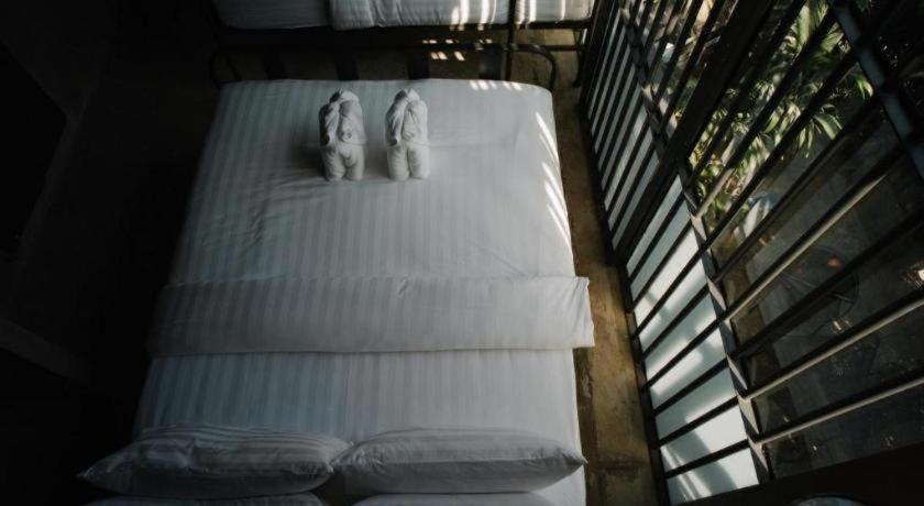 Hostel Sook Station Bangkok